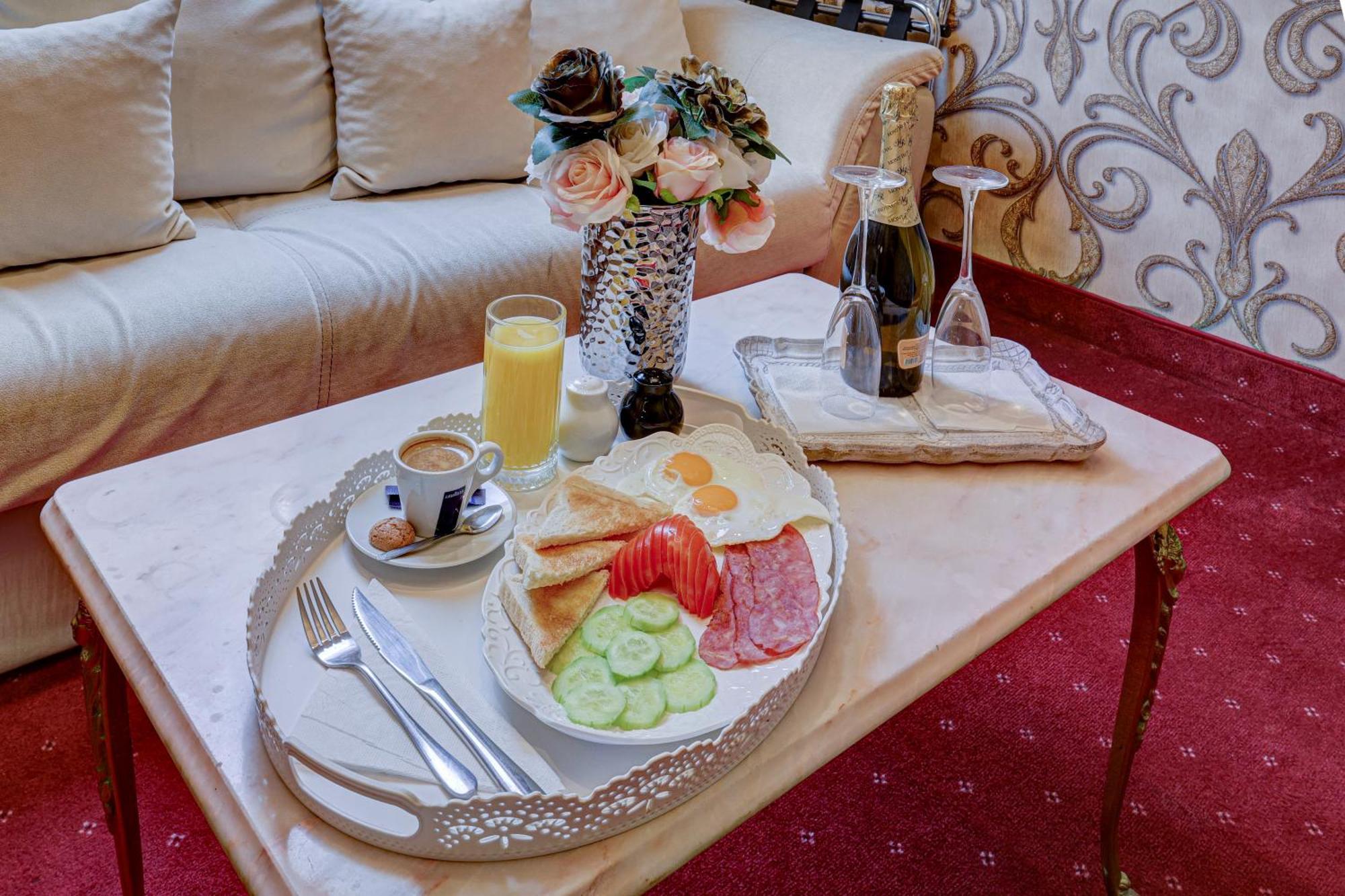 Hotel Imperia Varna Bagian luar foto